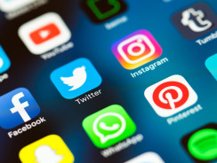 Why Should You Use Text Messaging for Employee Communications